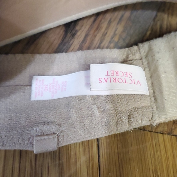 Victorias Secret strapless nude bra - Picture 4 of 6